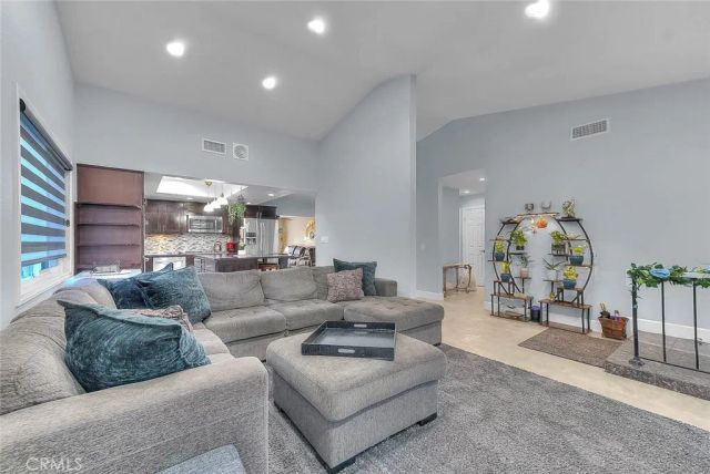 1537 Meadow Glen, Diamond Bar, CA 91765