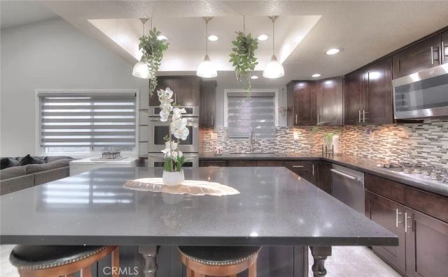 1537 Meadow Glen, Diamond Bar, CA 91765