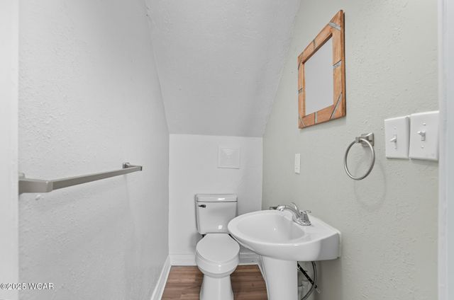 233 S Kenilworth Avenue, Lima, OH 45805