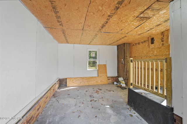 233 S Kenilworth Avenue, Lima, OH 45805