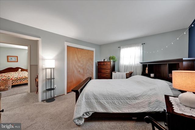 175 STRACK DR, Myerstown, PA 17067