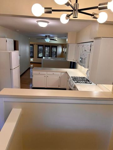 1307 S Harlem Avenue, Forest Park, IL 60130