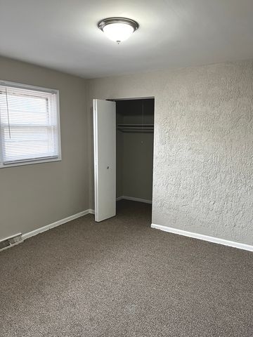 856 Mackinaw Avenue, Calumet City, IL 60409