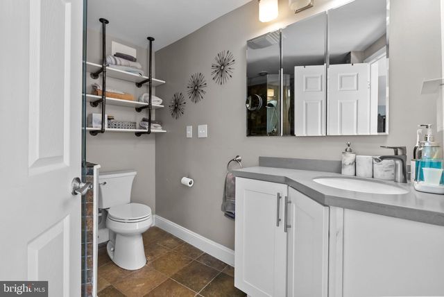 1518 MOUNT VERNON ST #3, Philadelphia, PA 19130