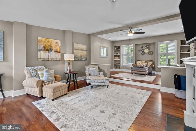 1518 MOUNT VERNON ST #3, Philadelphia, PA 19130