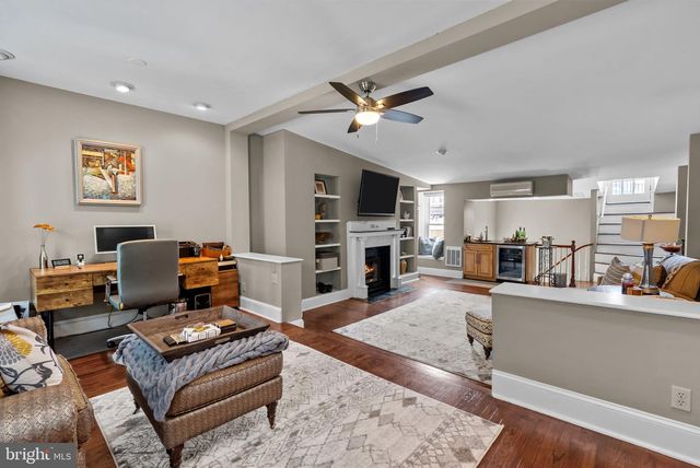 1518 MOUNT VERNON ST #3, Philadelphia, PA 19130