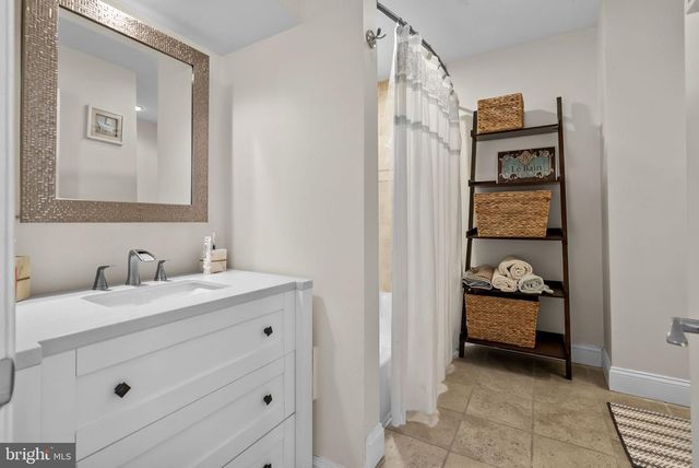 1518 MOUNT VERNON ST #3, Philadelphia, PA 19130