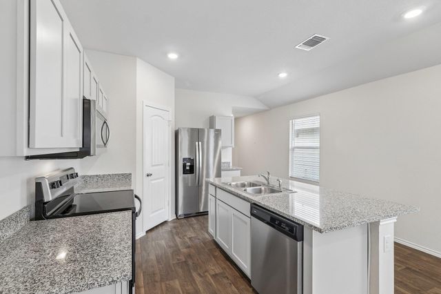 12317 Token TRL, Elgin, TX 78621