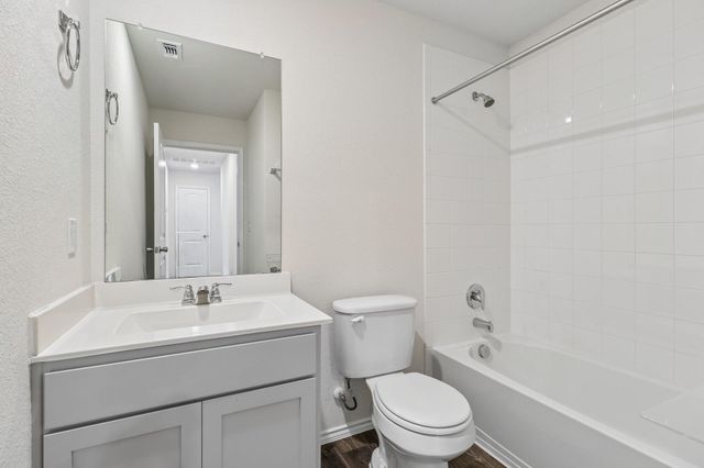 12317 Token TRL, Elgin, TX 78621