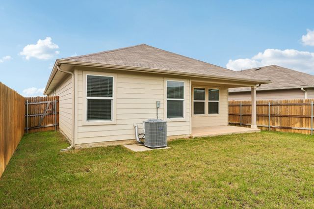 12317 Token TRL, Elgin, TX 78621