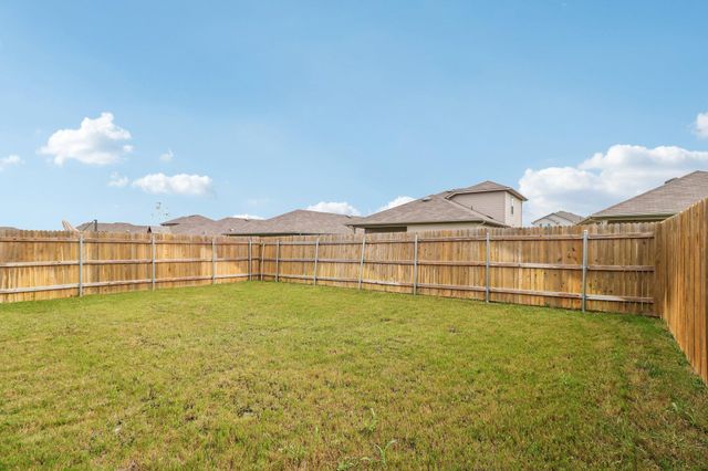 12317 Token TRL, Elgin, TX 78621