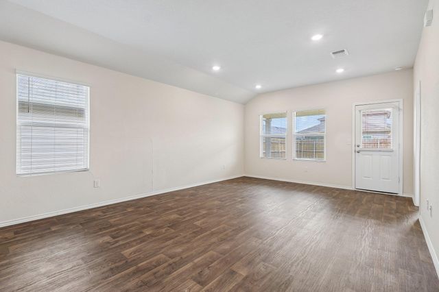 12317 Token TRL, Elgin, TX 78621