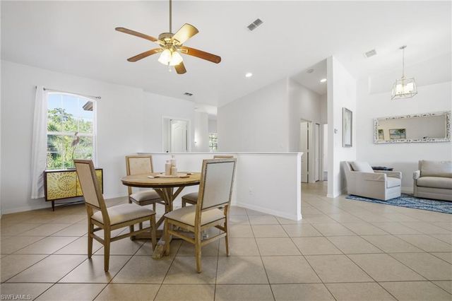13831 Eagle Ridge Lakes DR 202, Fort Myers, FL 33912