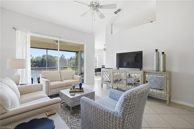 13831 Eagle Ridge Lakes DR 202, Fort Myers, FL 33912