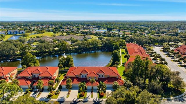 13831 Eagle Ridge Lakes DR 202, Fort Myers, FL 33912