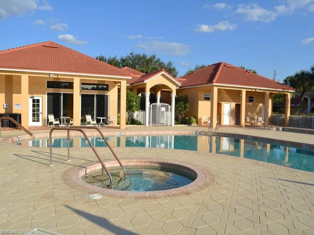 13831 Eagle Ridge Lakes DR 202, Fort Myers, FL 33912