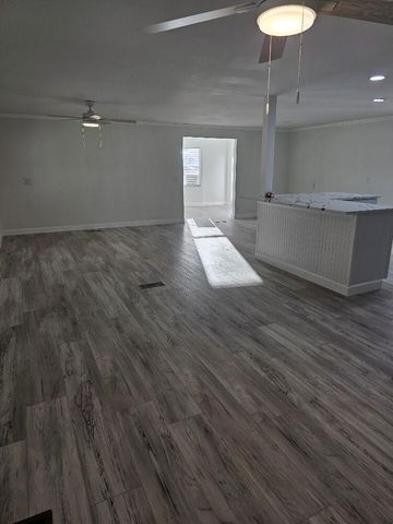 179 NE Emerald Drive, Jensen Beach, FL 34957