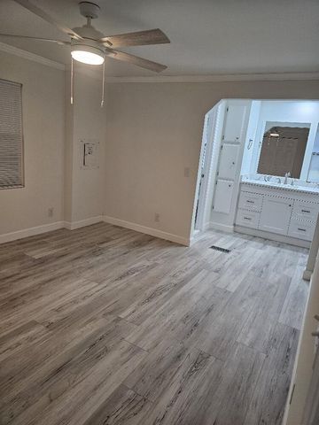 179 NE Emerald Drive, Jensen Beach, FL 34957