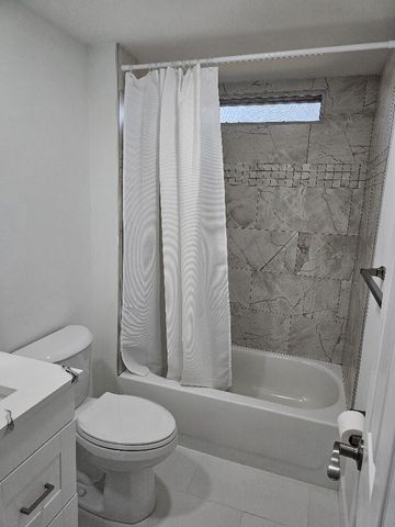 179 NE Emerald Drive, Jensen Beach, FL 34957