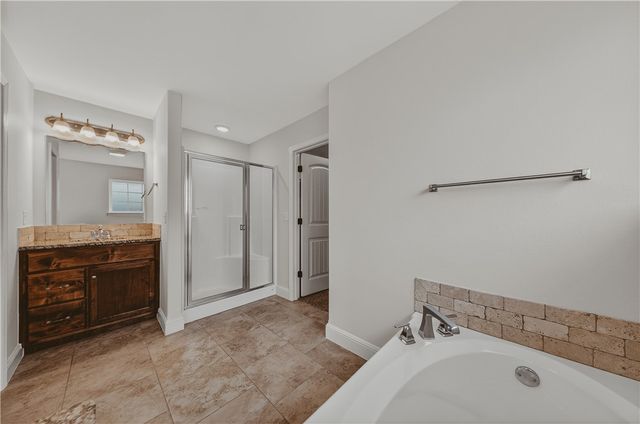 611 Arkansas Black, Centerton, AR 72712