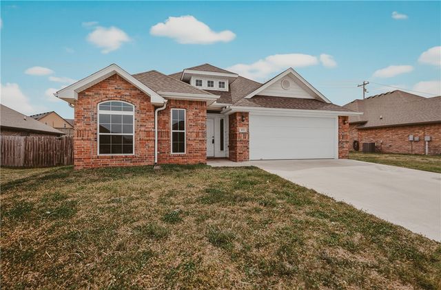 611 Arkansas Black, Centerton, AR 72712