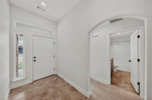 611 Arkansas Black, Centerton, AR 72712