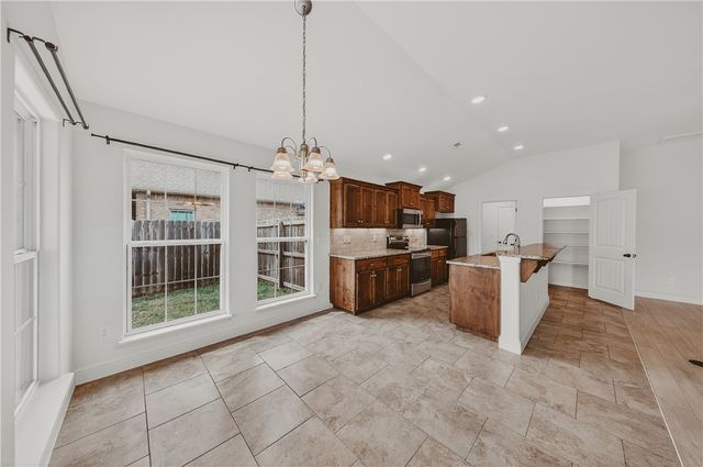 611 Arkansas Black, Centerton, AR 72712