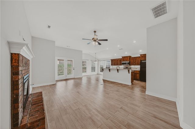 611 Arkansas Black, Centerton, AR 72712