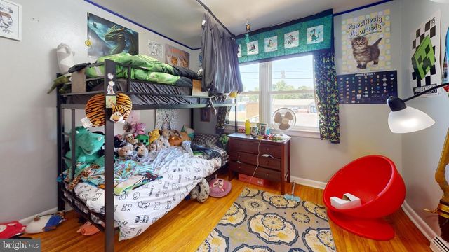 28 WASHINGTON AVE, Beverly, NJ 08010