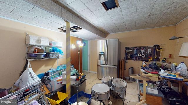 28 WASHINGTON AVE, Beverly, NJ 08010