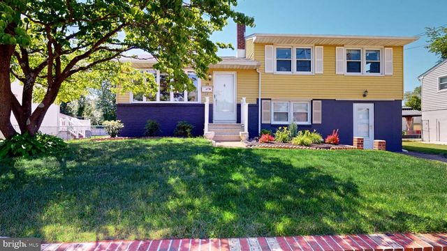 28 WASHINGTON AVE, Beverly, NJ 08010