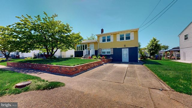 28 WASHINGTON AVE, Beverly, NJ 08010