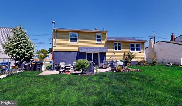 28 WASHINGTON AVE, Beverly, NJ 08010