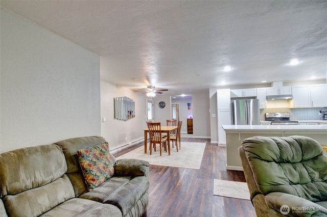 4722 197th Place NE, Arlington, WA 98223