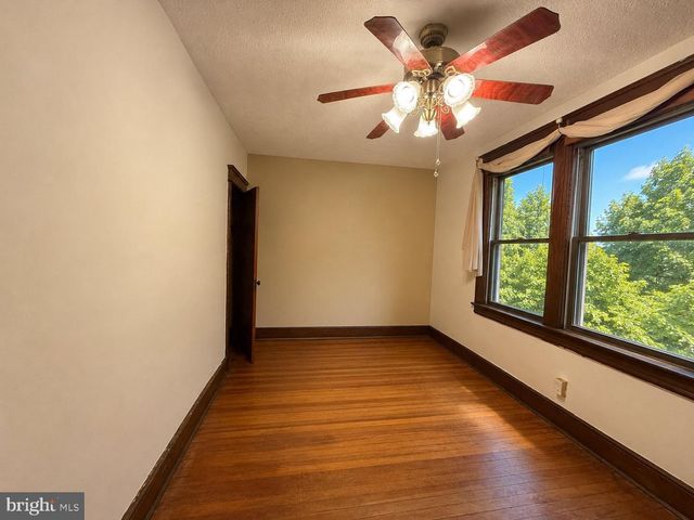 4303 3RD ST NW, Washington, DC 20011