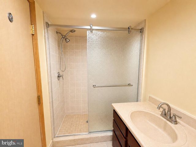 4303 3RD ST NW, Washington, DC 20011