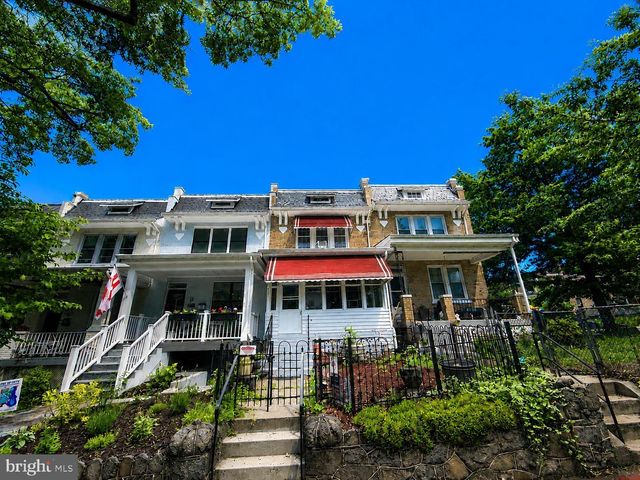 4303 3RD ST NW, Washington, DC 20011