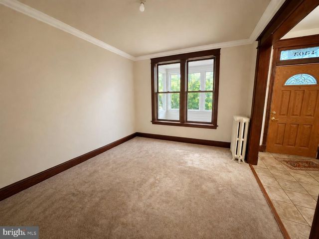 4303 3RD ST NW, Washington, DC 20011