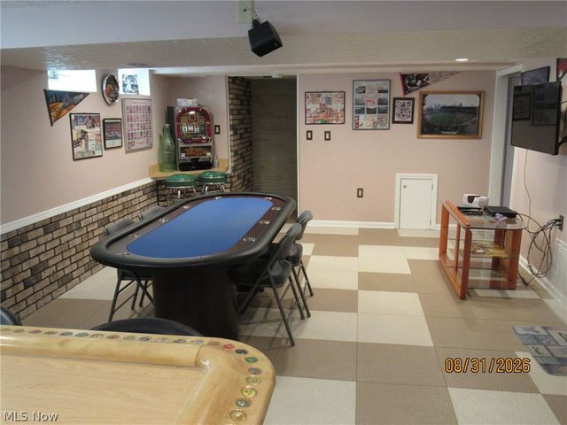 1733 E 238th Street, Euclid, OH 44117