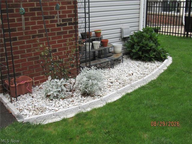 1733 E 238th Street, Euclid, OH 44117