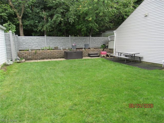 1733 E 238th Street, Euclid, OH 44117