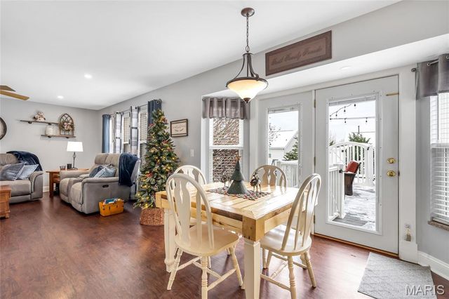 224 Micahs Way, Columbia, IL 62236