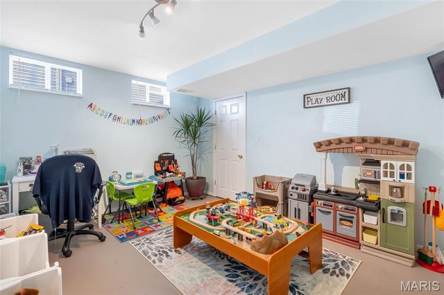 224 Micahs Way, Columbia, IL 62236