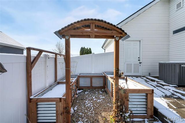 224 Micahs Way, Columbia, IL 62236