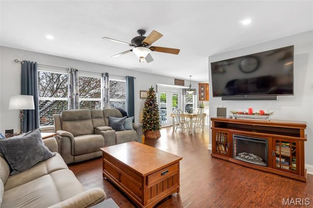 224 Micahs Way, Columbia, IL 62236