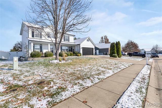 224 Micahs Way, Columbia, IL 62236