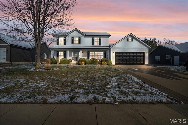 224 Micahs Way, Columbia, IL 62236