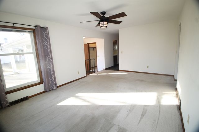 451 31st Avenue, East Moline, IL 61244