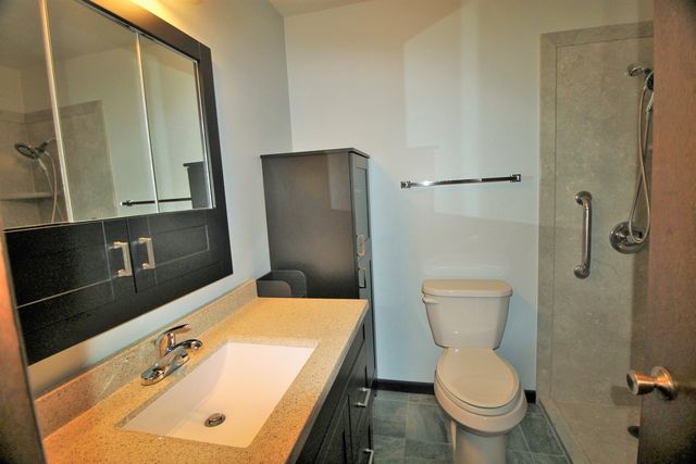 451 31st Avenue, East Moline, IL 61244