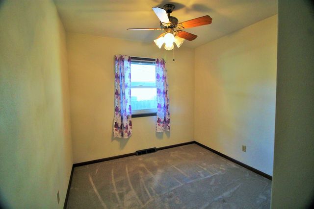 451 31st Avenue, East Moline, IL 61244